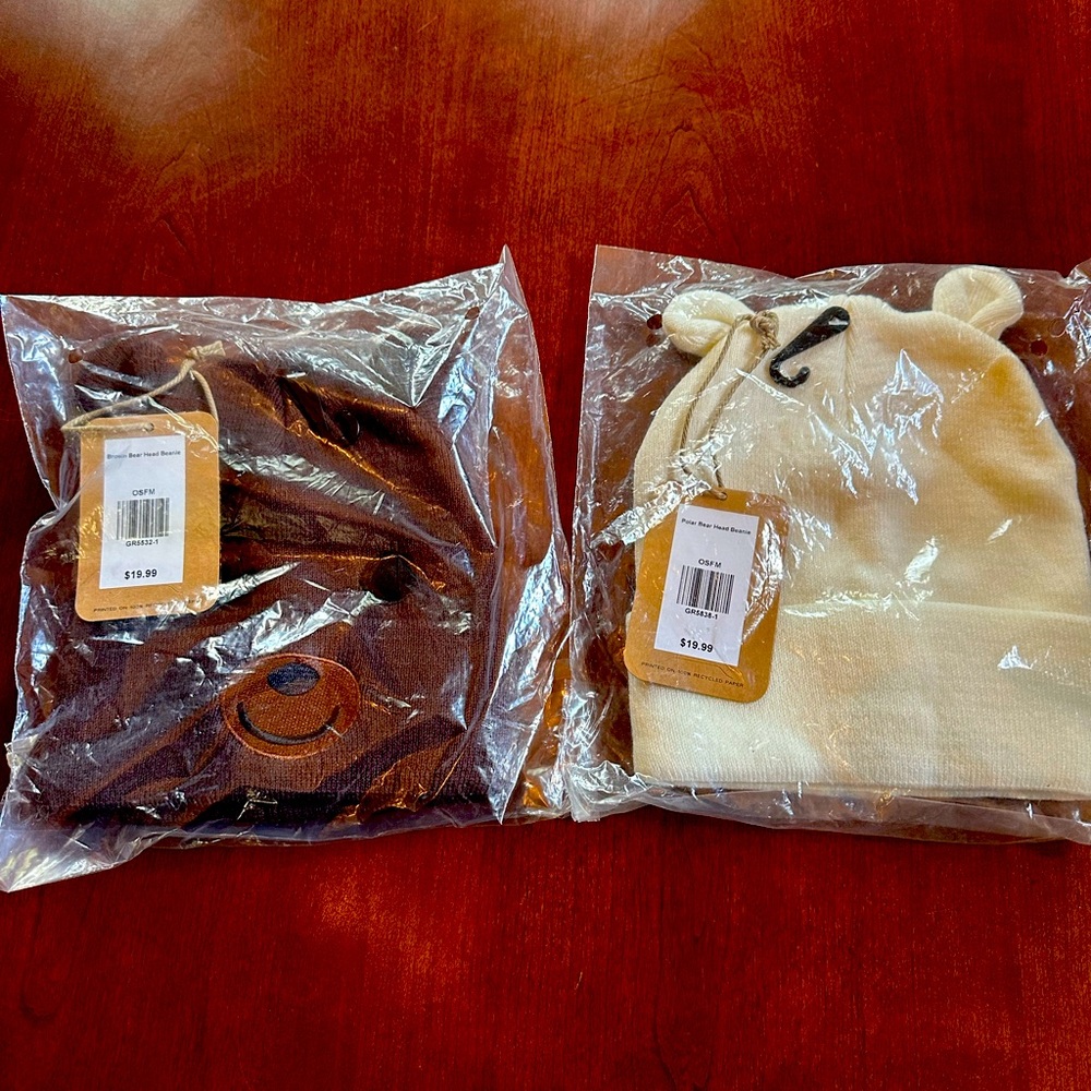Beanies for kids, brown bear and polar bear.  Grassroots. NEW